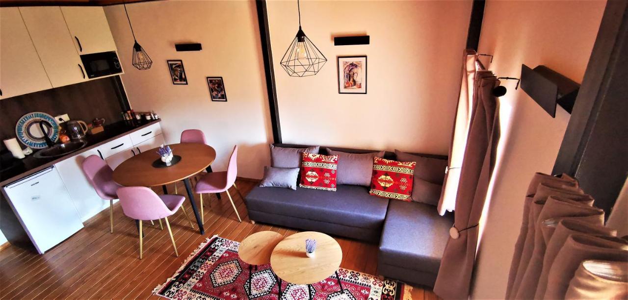 Leon Apartment *